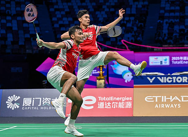 零基础教程:5步学会羽毛球的简笔画法