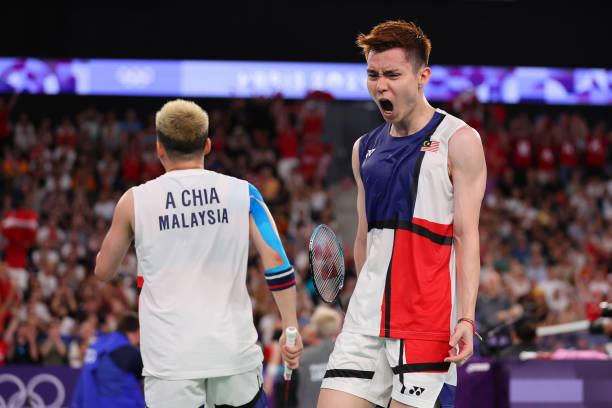 从零开始学杀球！羽毛球新手图解教程（附分解步骤