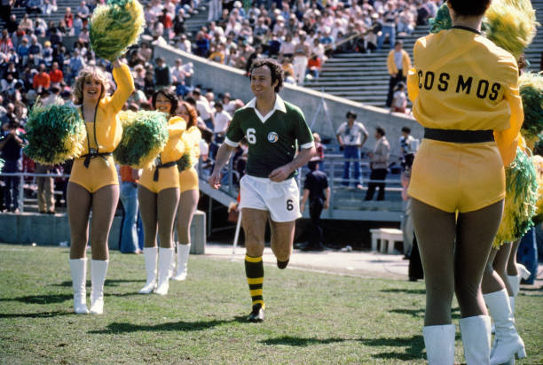 克林斯曼的巅峰赛季:回顾他在拜仁和热刺的辉煌表现