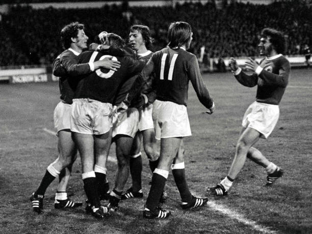 欧冠巴黎比赛因安全问题推迟,官方发布声明