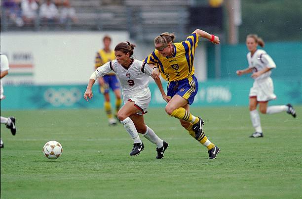 欧战资格争夺战:解析欧洲联赛排名规则如何决定欧冠与欧联杯名额分配