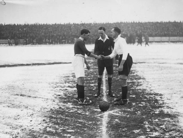 超越贝利!马拉多纳球衣714万英镑成交价创足球纪念品新纪录