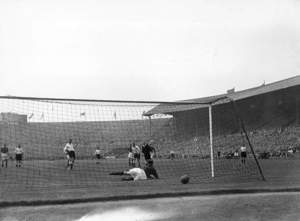 从知乎看北理工足球队:校园足球强队的训练和比赛日常