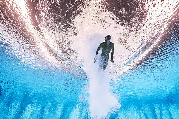 全红婵的跳水动作分解:一步步教你掌握高难度技巧