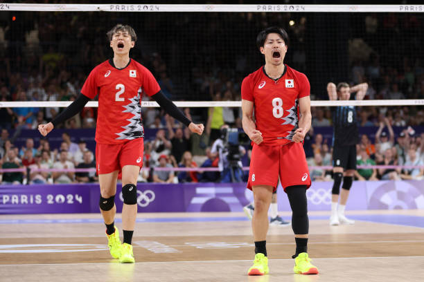 掌握鱼跃救球:提升排球防守能力的关键