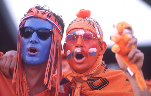 世界杯官方手游球员卡收集指南：打造你的梦之队