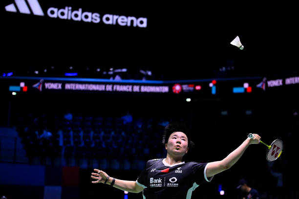 羽毛球双打战术大赏：从防守反击到绝地反杀