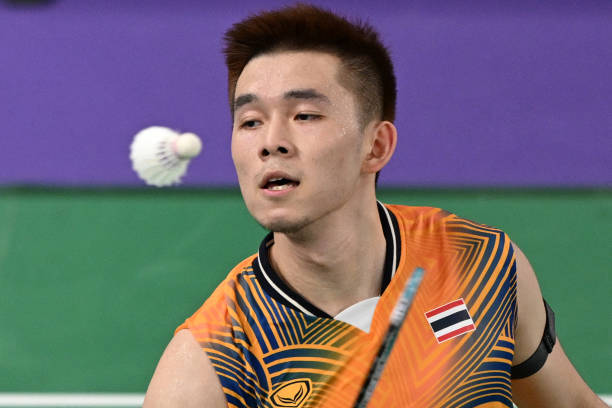 羽毛球单打与双打场地长宽及面积差异对比