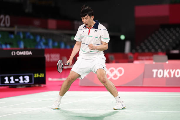 羽毛球单双打边界规则详解：从发球到得分全面解析