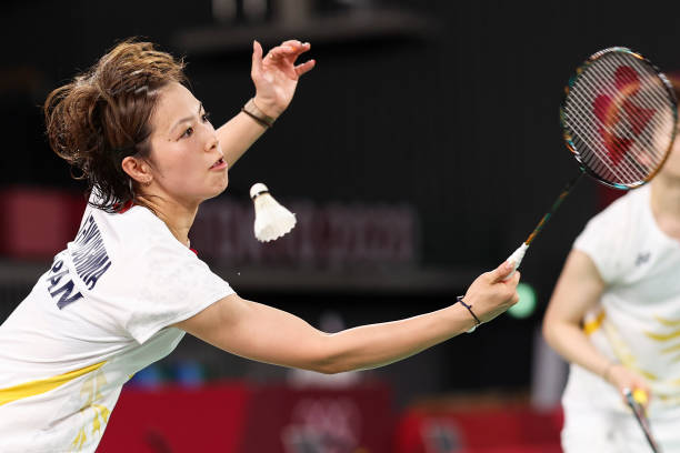 学生羽毛球拍推荐：兼顾性能与价格的优选