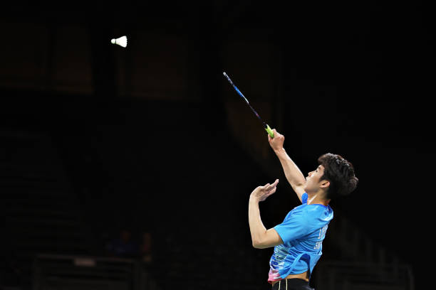 石宇奇是否选择从军？知乎上的不同观点与证据