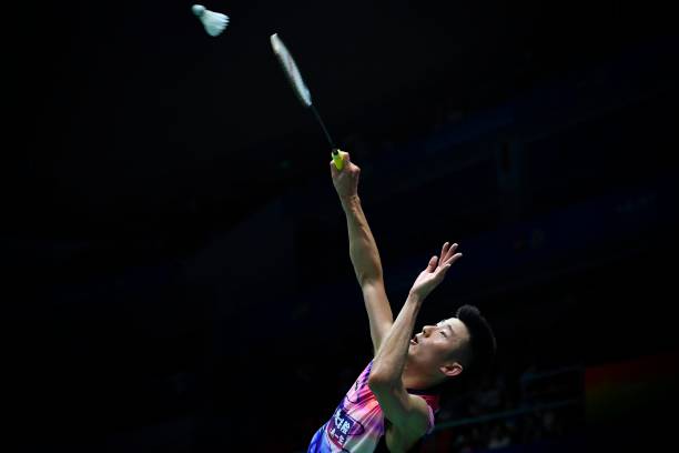 羽毛球场地三大类型详解：单打、双打与混合场地