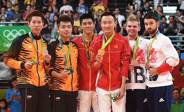 如何通过考级提升孩子的羽毛球技能？训练方法分享