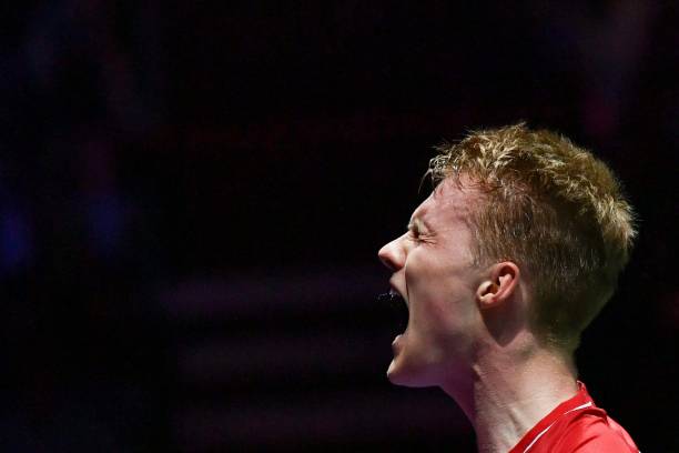 羽毛球单打双打全攻略：完整版教程视频合集