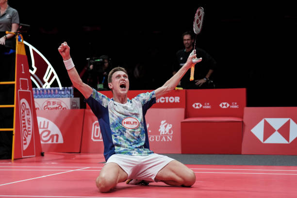 碳纤维 vs 铝合金：好点的羽毛球拍材质对比分析