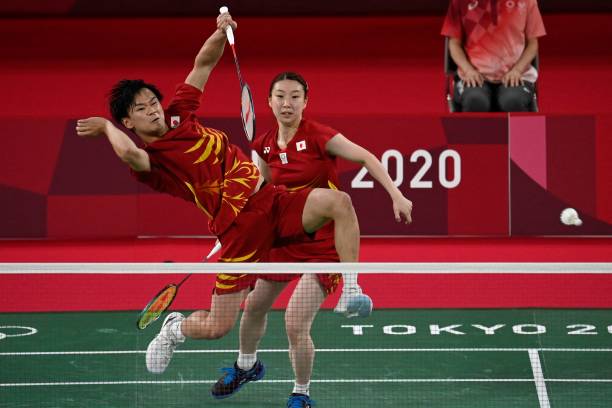 裁判法与规则冲突时的处理原则与案例分析