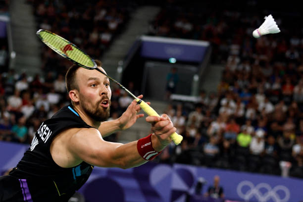 羽毛球场地分区图解大全：初学者必看的场地规则指南