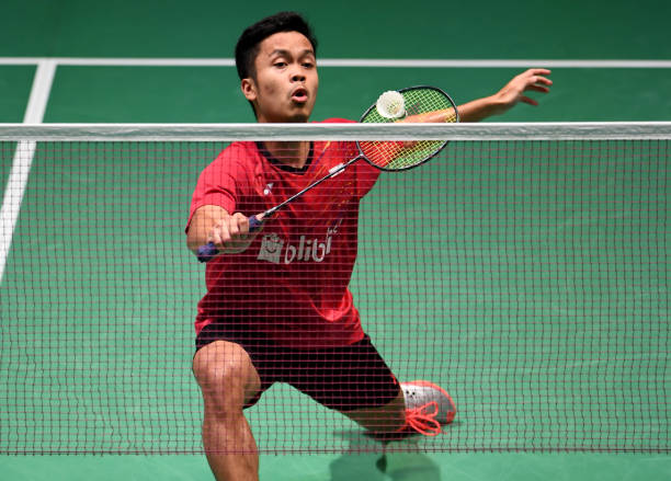 亚狮龙羽毛球耐打型号推荐：哪款最适合高强度训练？