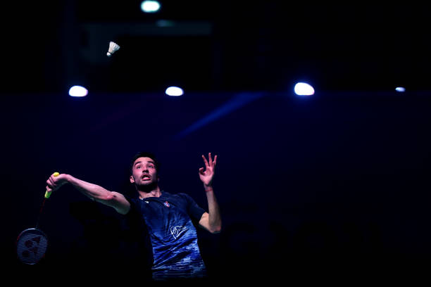 从“羽毛球”到“Badminton”：语言背后的体育文化