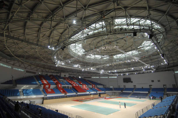 轻量or进攻？根据打法选对羽毛球拍品牌