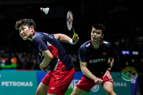 儿童羽毛球拍磅数解析：低磅数和高磅数的区别