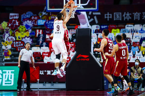 青岛队领队谈外援选择：适配性与团队融合是关键