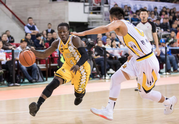 新疆广汇vs吉林东北虎，CBA常规赛直播，强强对话谁主沉浮？