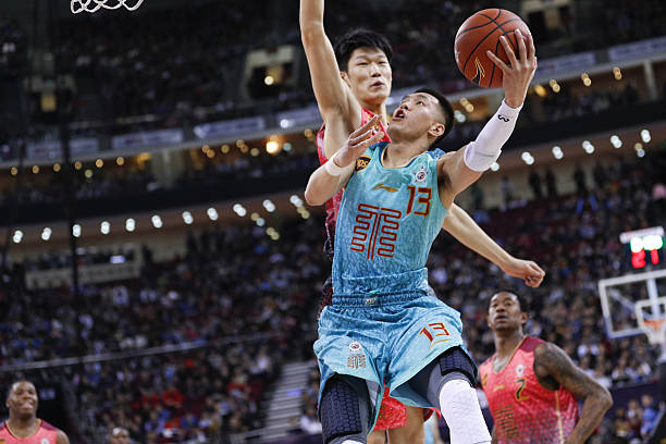 库里身高是否被低估？解析他在球场上的实际影响力