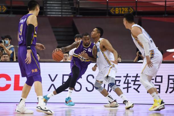 移动端也能看！CBA赛事回放平台推荐与评测