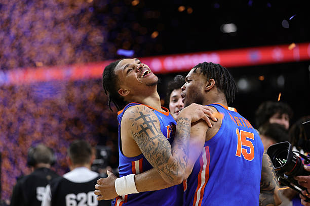 CBA直播免费观看：最新赛事回放视频合集