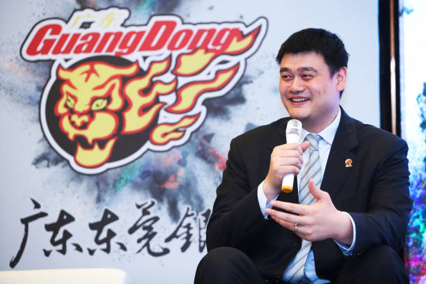 篮板球明星球员：学习NBA篮板高手的技巧