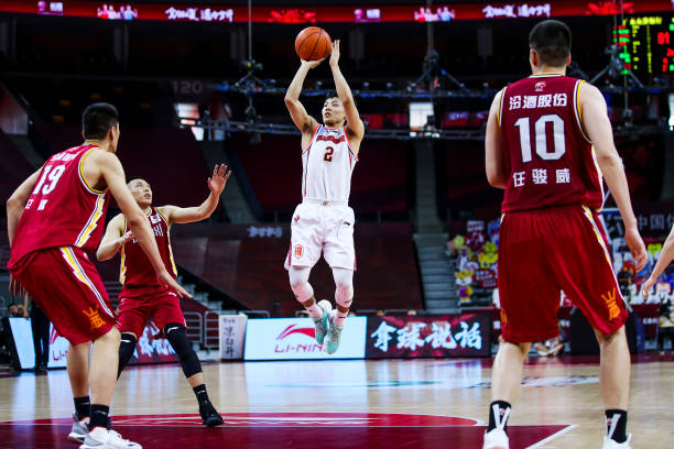 进攻犯规和阻挡犯规是否相同？规则详解