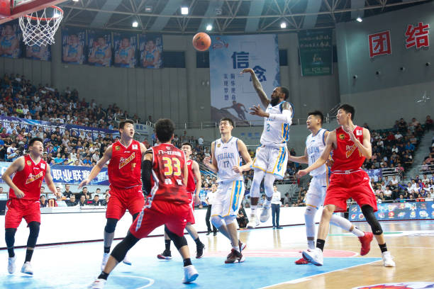 揭秘CBA总决赛赛制：到底打几场才能夺冠？