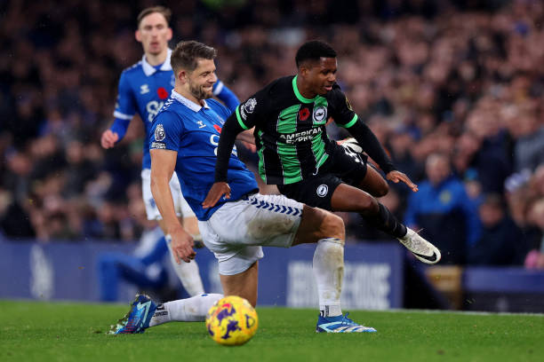 法甲赛程时间冲突：多支球队面临密集赛程考验