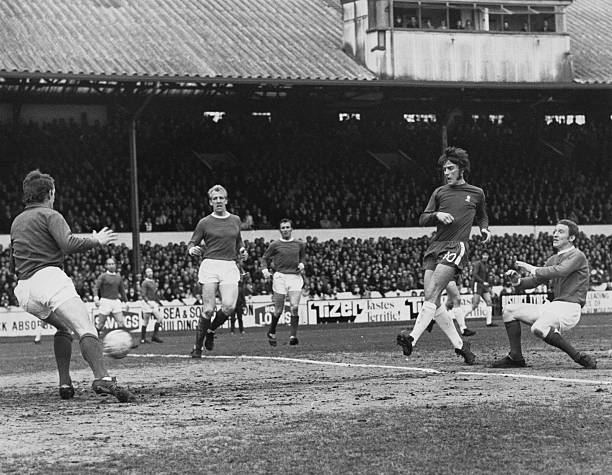 德甲射手榜动态：哈兰德梅开二度助多特2-2平局