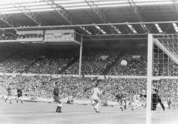 2009欧冠淘汰赛战术分析：瓜迪奥拉的tiki-taka统治欧洲