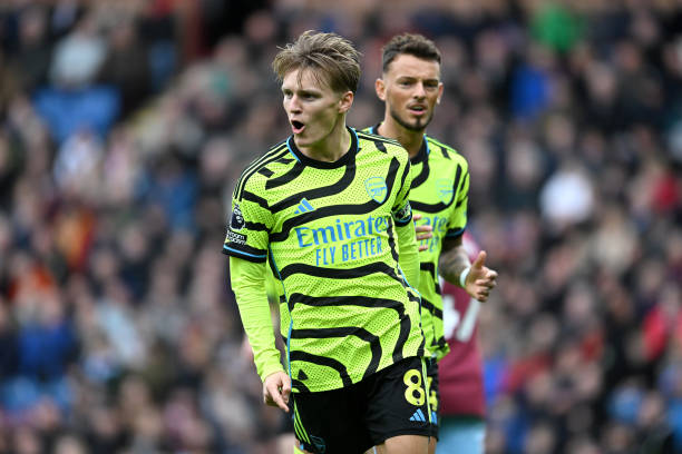 欧冠含金量更高？还是五大联赛竞争更激烈？