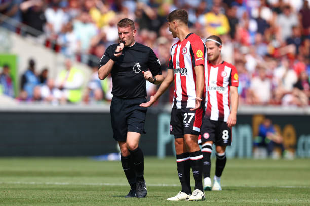 从数据看实力：现代足球史上射门最精准的十大球星