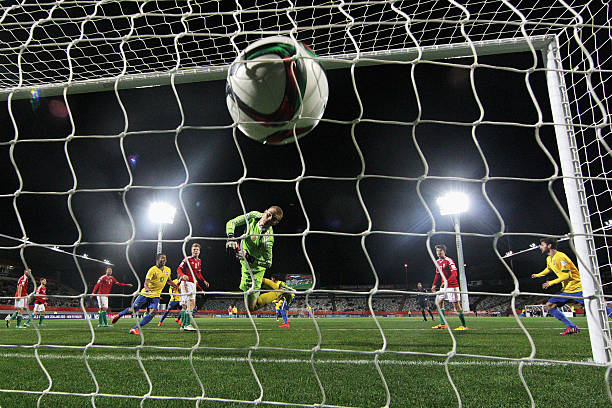 法国队3-0完胜对手，格列兹曼当选全场最佳！