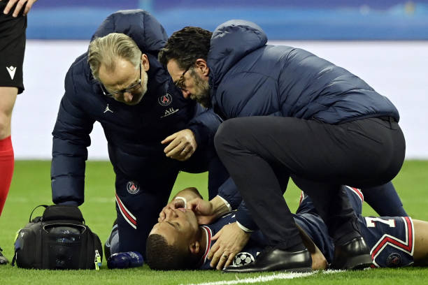 多特蒙德与门兴格拉德巴赫：谁才是德甲历史上的第二豪门？