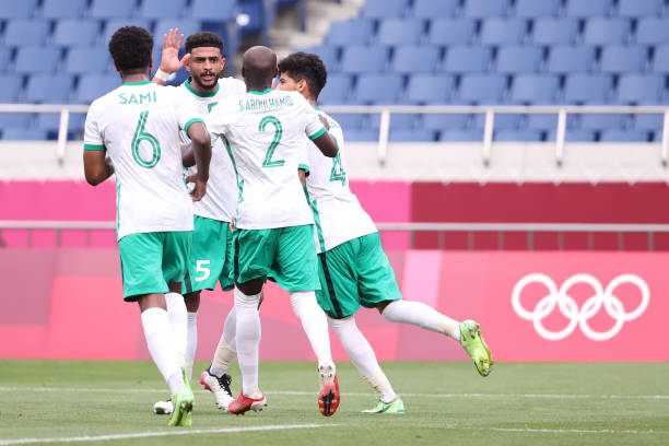 法甲金靴历年得主转会动向：金靴奖背后的豪门争夺战