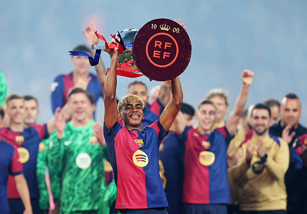 风格：可视化、欣赏，适合配以图表或视频内容