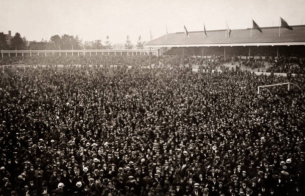 赛事回放+实时数据！006足球直播360高清直播的附加功能盘点