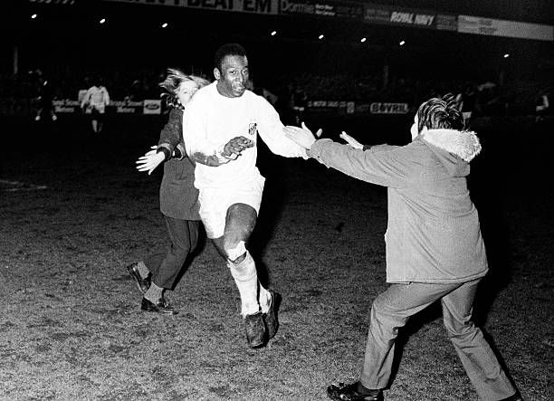 球星专访：乐奇直播间独家对话当红前锋，揭秘进球秘诀