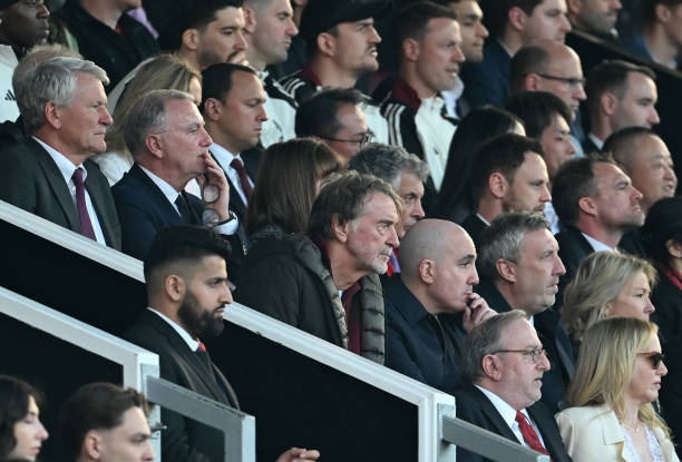 姆巴佩与哈兰德：当今足坛两大新星的俱乐部对比