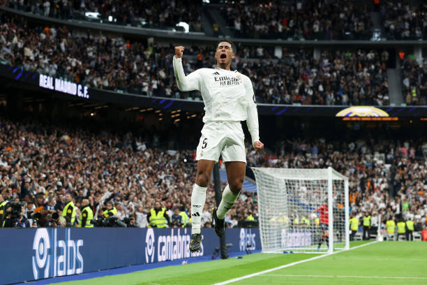 梅西世俱杯5743球引热议：他是否已是史上最佳？