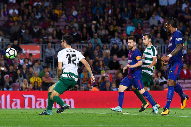 欧冠奖杯的归属规则与保管方式