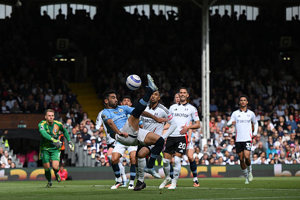 独家！C罗现场直播首秀，与粉丝零距离互动