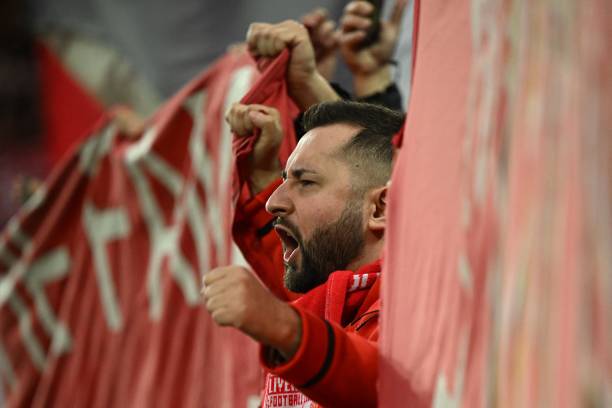 点球大战的12码之谜：距离是否公平？