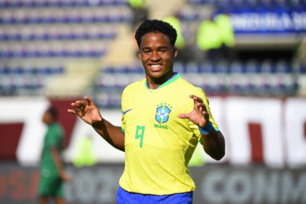 梅西与瓜迪奥拉：2009年巴萨欧冠夺冠的关键人物